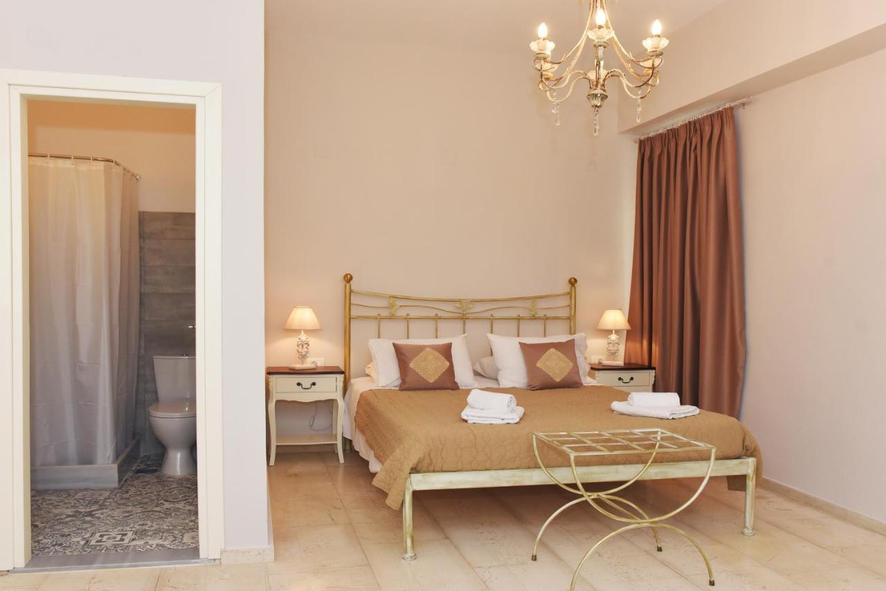 Oisyra Hotel Ermoupoli Bagian luar foto